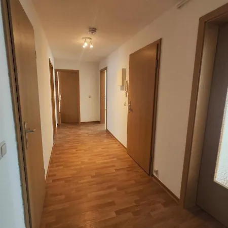 Schoene 4 Raum 2te , 4 - 7 Bett In 公寓 施塔斯富尔特