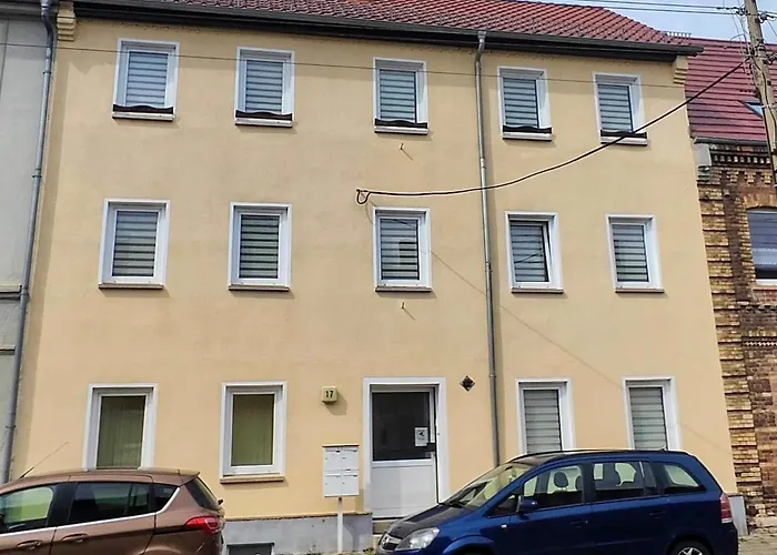 Schoene 4 Raum 2te , 4 - 7 Bett In شقة